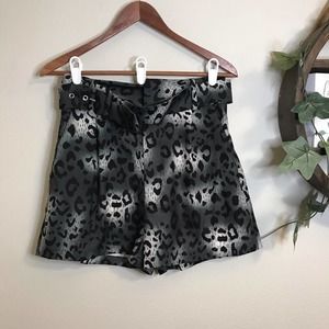 Her... bottari cheetah print size S